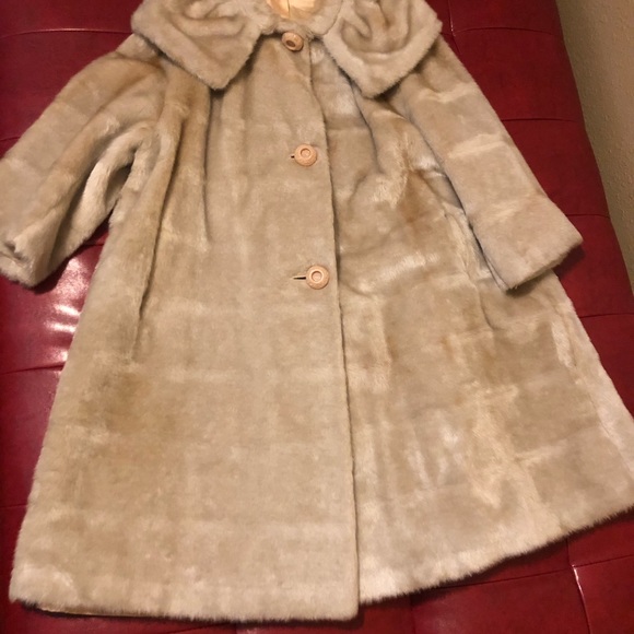 Pea coat by Ladies garment workers  union - Picture 6 of 8